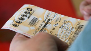 Más probable ser santo que ganar el Powerball