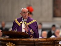 El papa aprueba procedimiento para juzgar pederastia