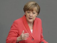 Merkel y Netanyahu conversaron sobre acuerdo nuclear con Ir