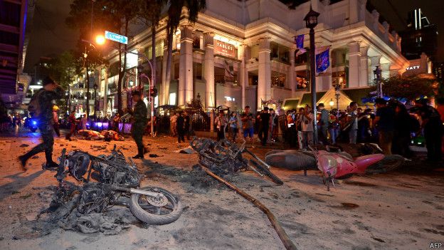 Motocicleta incendiada