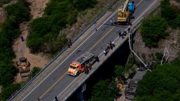 43 personas perdieron la vida tras el accidente