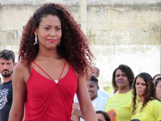 Michele foi eleita por 10 jurados em presídio no Rio (Foto: Marcelo Elizardo/ G1)
