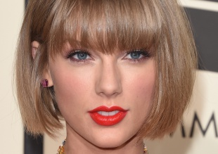 Cinco cosas a las que se parece Taylor Swift con su nuevo peinado