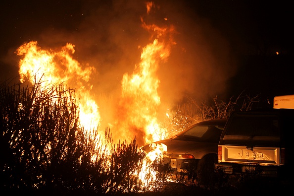 Noticias internacionales de hoy, lo más destacado: 82.000 personas evacuadas por gran incendio en California