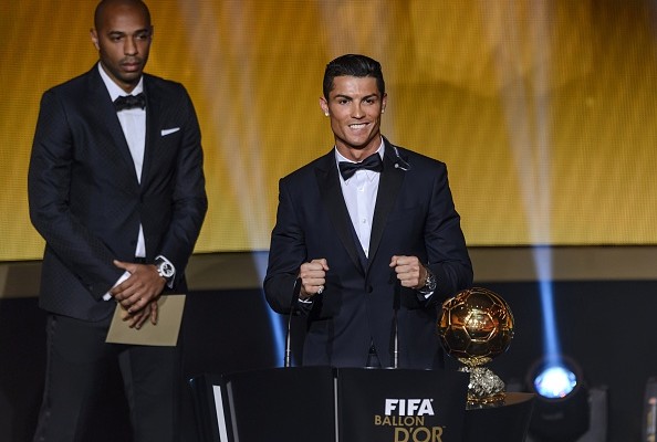 Últimas noticias de España hoy: Cristiano Ronaldo gana el Balón de Oro 2016