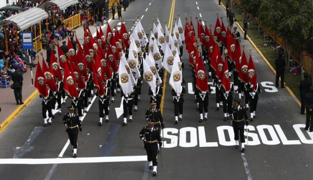 Fiestas Patrias: así se desarrolló la Parada Militar en la avenida Brasil