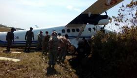 Avioneta de la FAP se despistó aparatosamente en Iquitos [FOTOS]