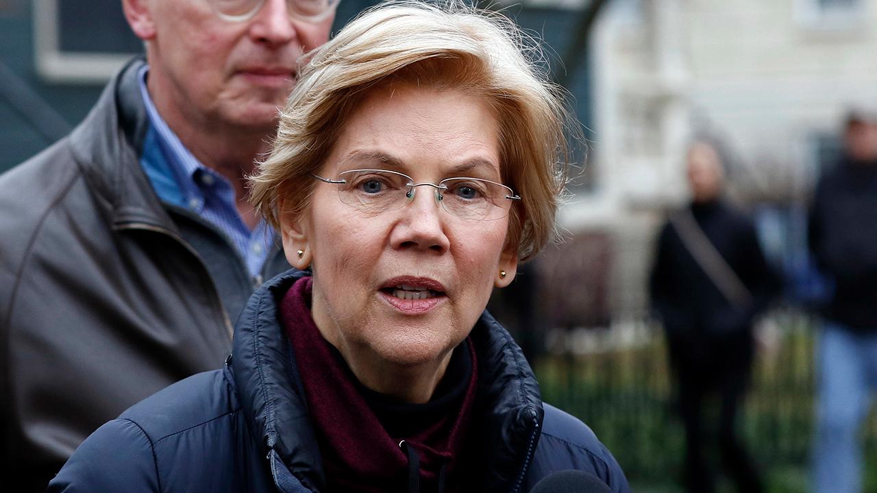 Sen. Elizabeth Warren cracks open beer during New Year's Eve live chat with followers on social media