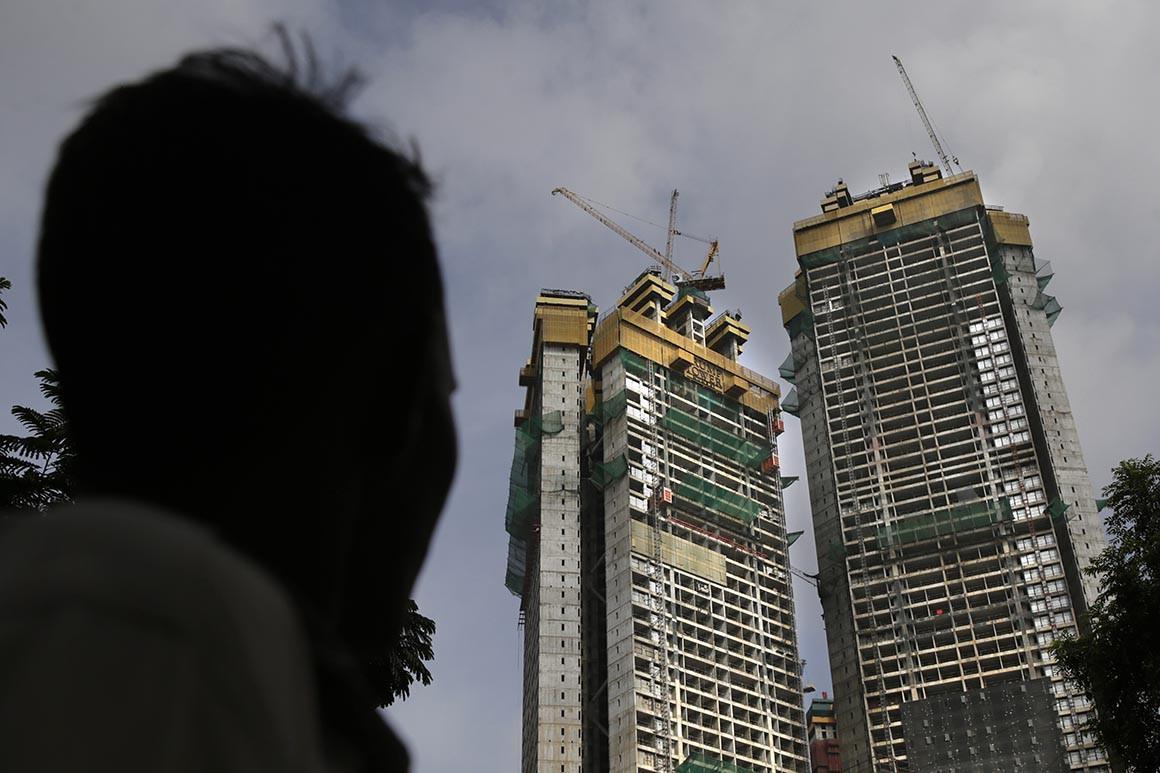 Trump Tower in Mumbai under construction